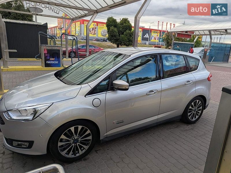 Ford C-Max, фото з оголошення