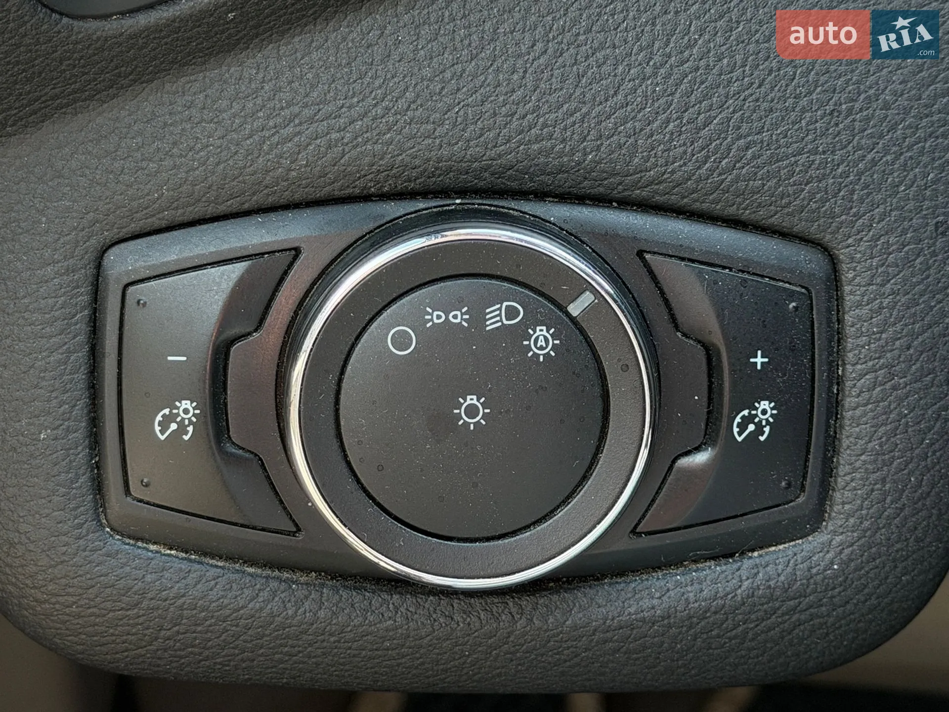 2014 Ford C-MAX - мініатюра 25