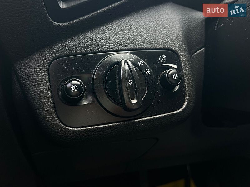 Минивэн Ford C-Max 2016 в Ивано-Франковске
