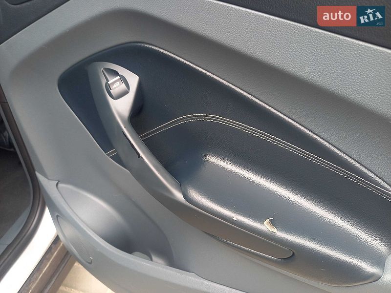 Мінівен Ford C-Max 2013 в Черкасах