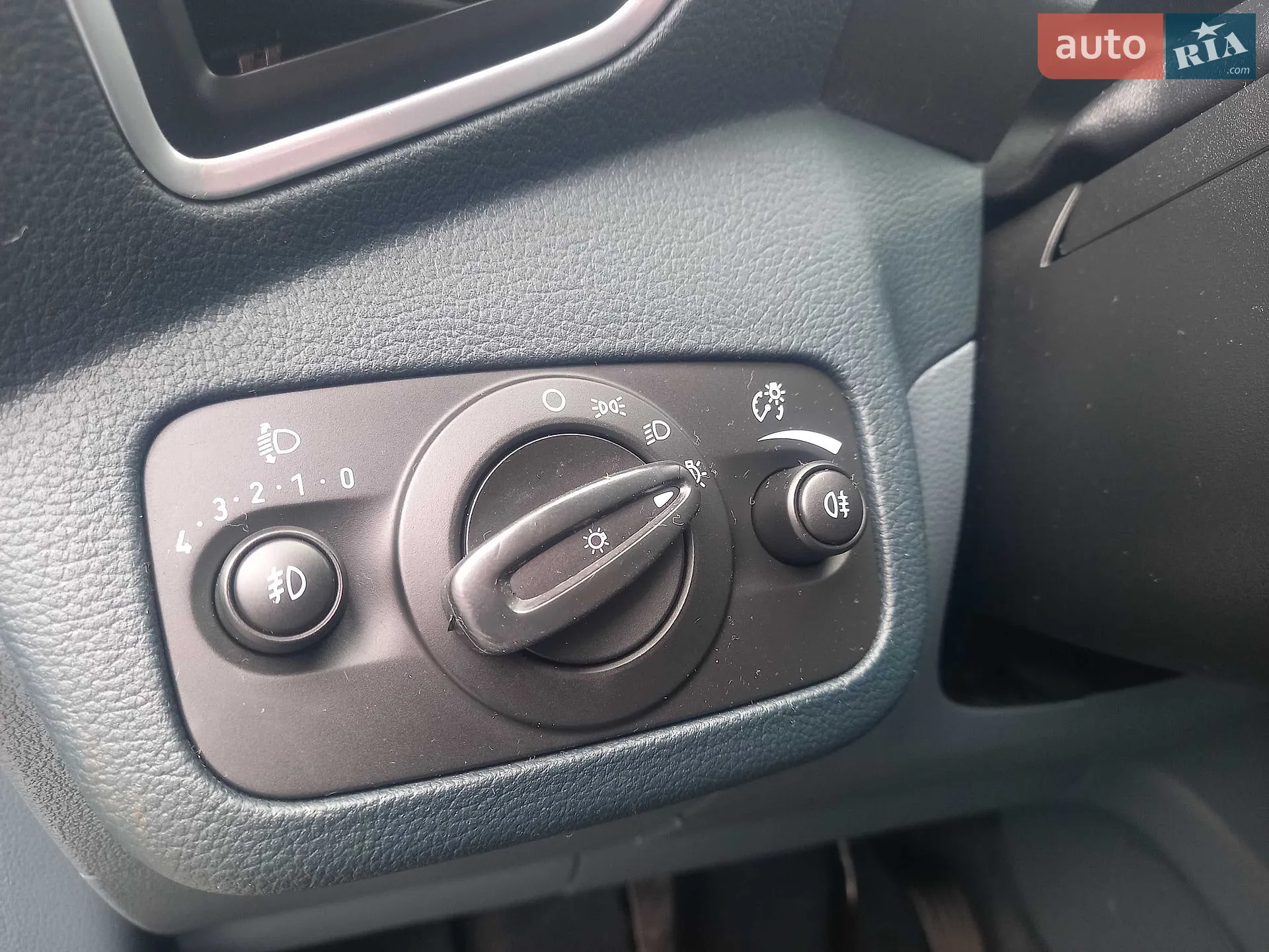 2013 Ford C-MAX - мініатюра 35