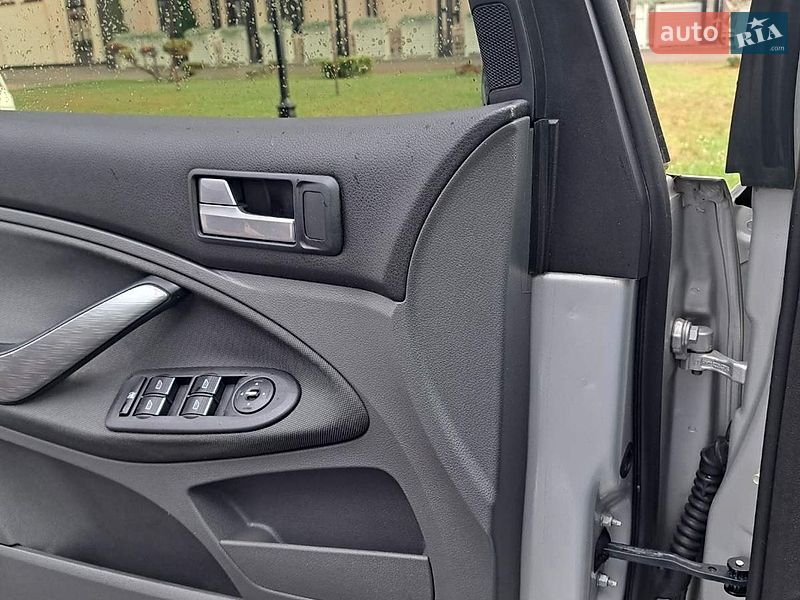 Минивэн Ford C-Max 2008 в Мукачево