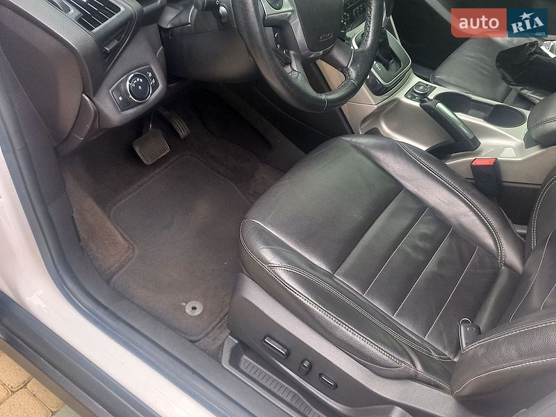 Мінівен Ford C-Max 2014 в Львові