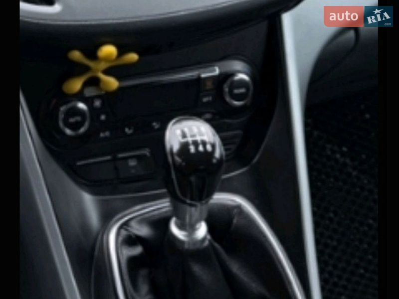 Седан Ford C-Max 2011 в Ровно