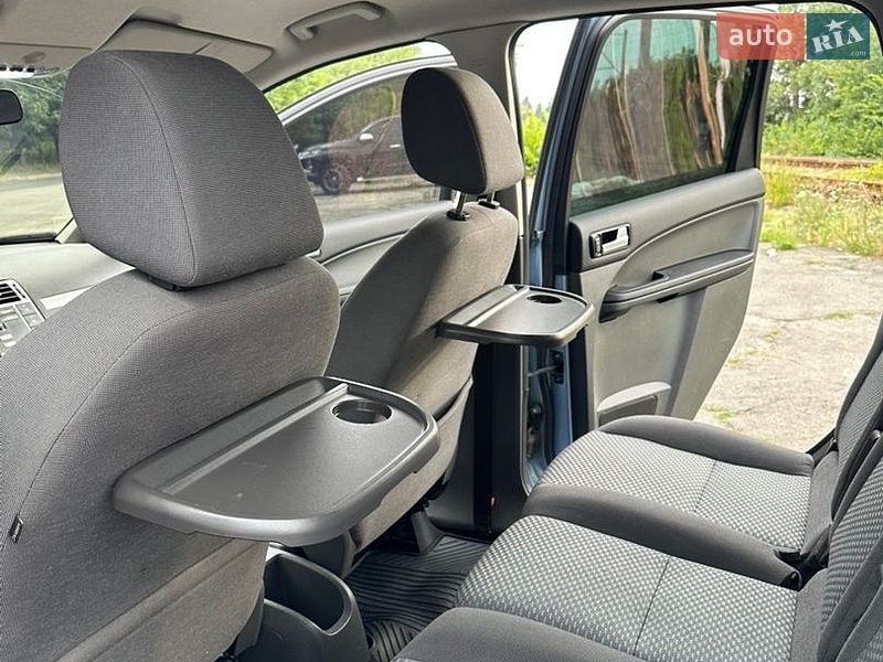 Мінівен Ford C-Max 2006 в Києві фото 20 Мінівен Ford C-Max 2006 в Києві