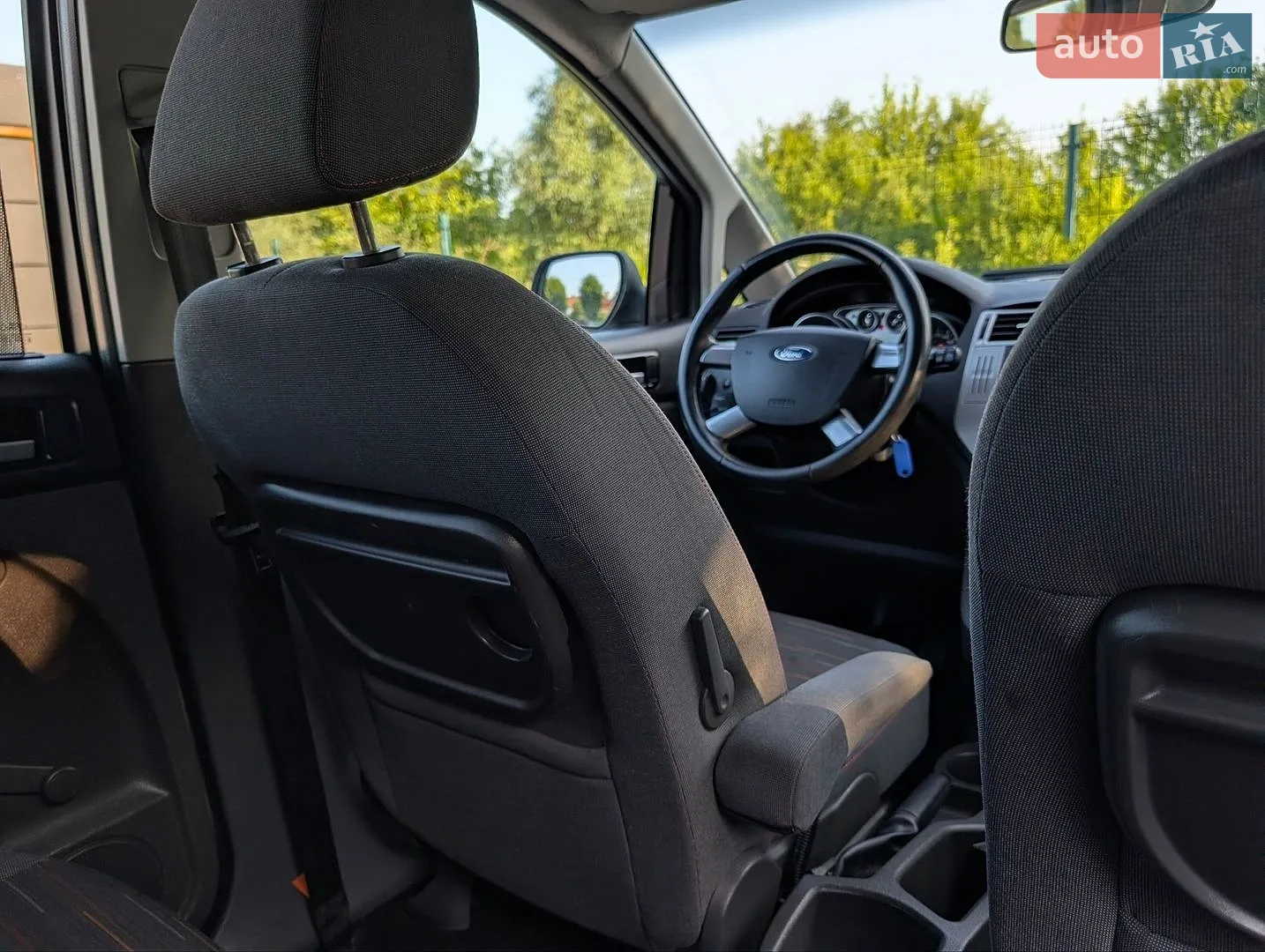 2010 Ford C-MAX - мініатюра 21
