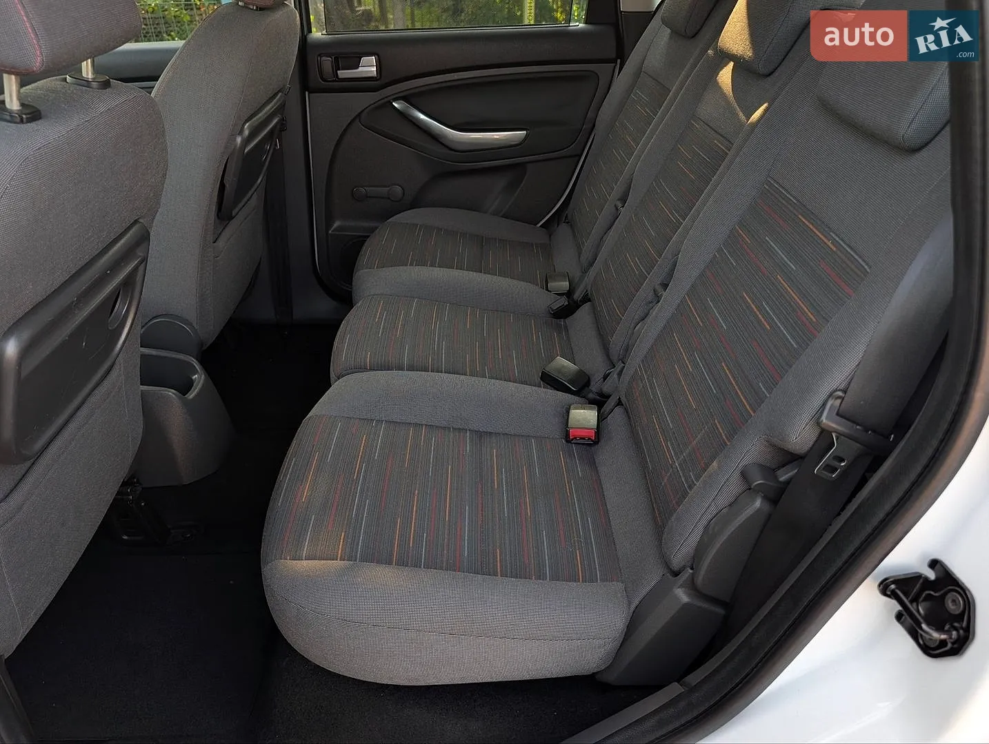 2010 Ford C-MAX - мініатюра 26