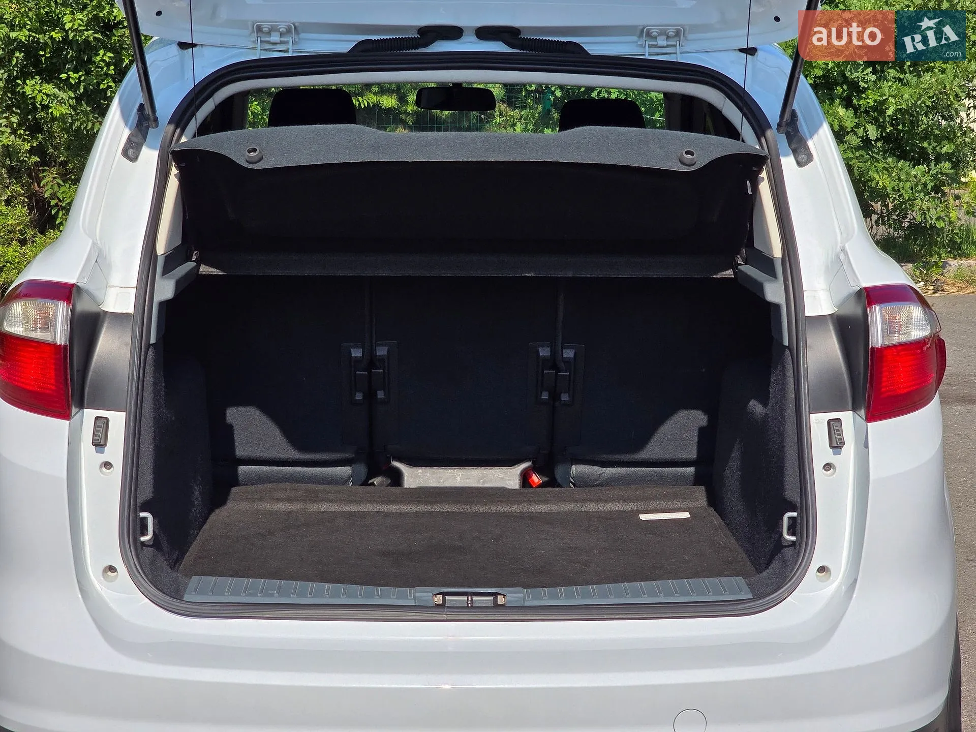 2013 Ford C-MAX - мініатюра 53