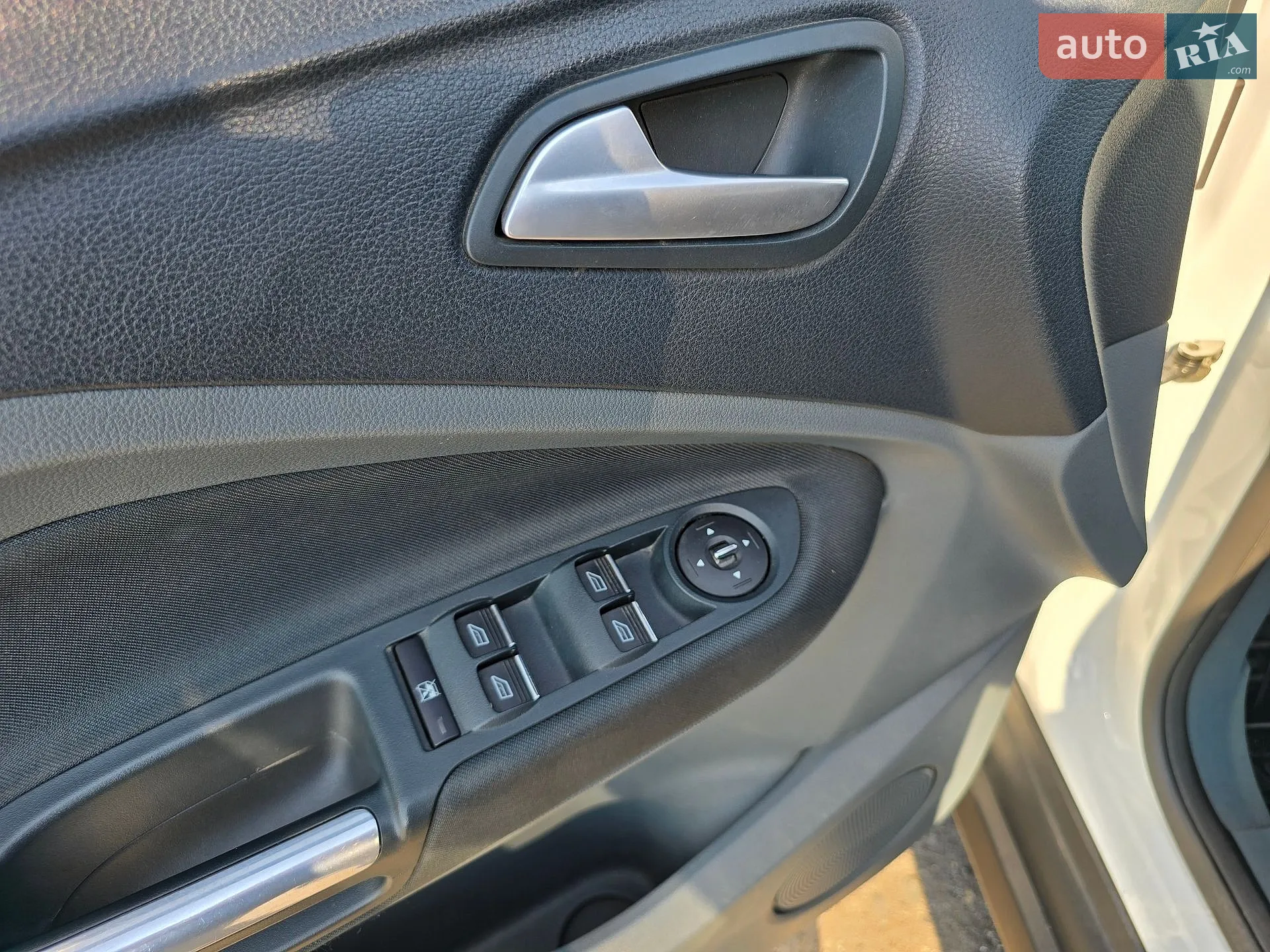 2013 Ford C-MAX - мініатюра 29