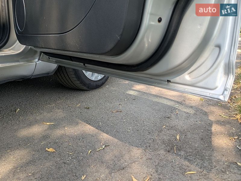 Мінівен Ford C-Max 2009 в Рівному