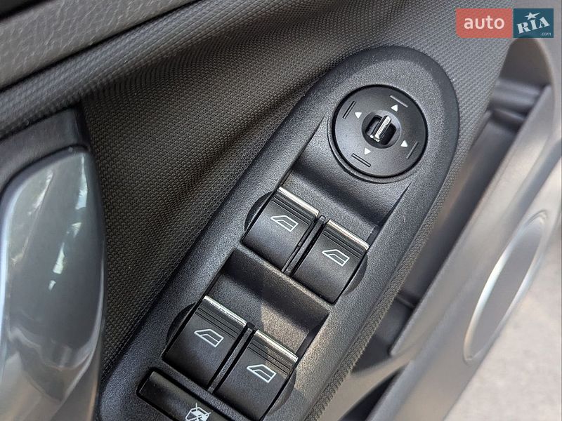 Мінівен Ford C-Max 2009 в Рівному