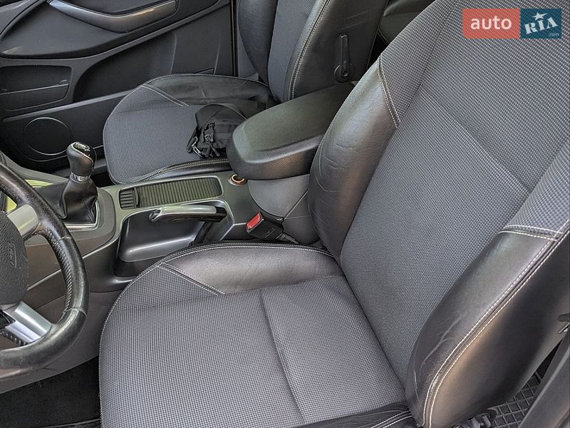 Мінівен Ford C-Max 2009 в Рівному
