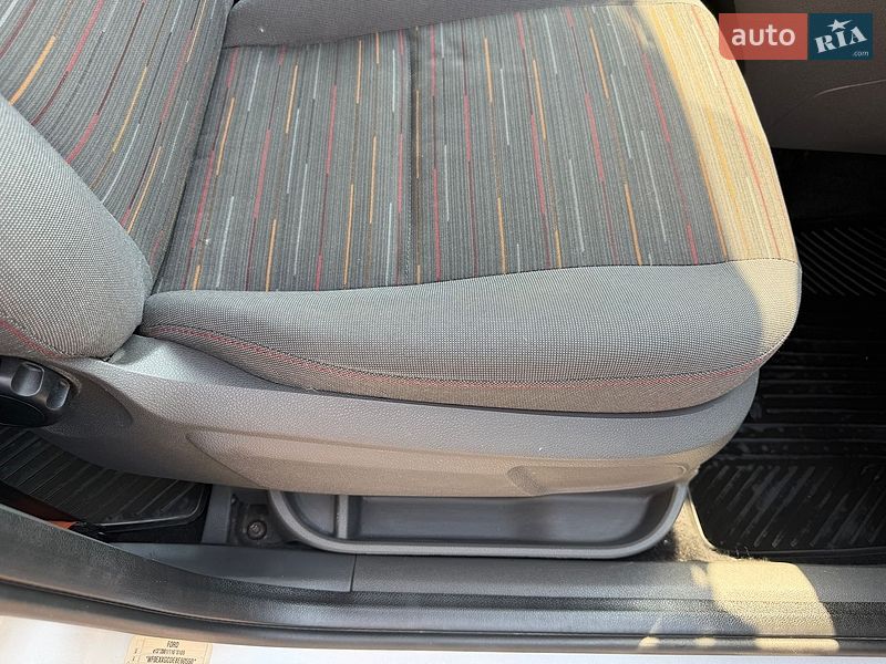 Мінівен Ford C-Max 2008 в Києві