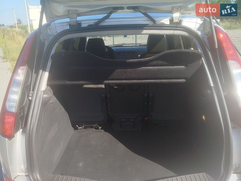 Минивэн Ford C-Max 2004 в Львове