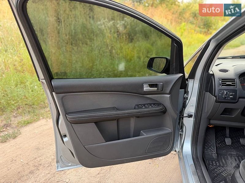 Мінівен Ford C-Max 2005 в Білій Церкві