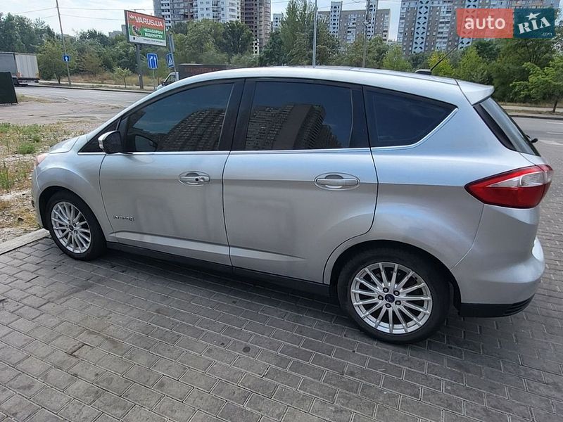 Минивэн Ford C-Max 2015 в Киеве фото 3 Минивэн Ford C-Max 2015 в Киеве