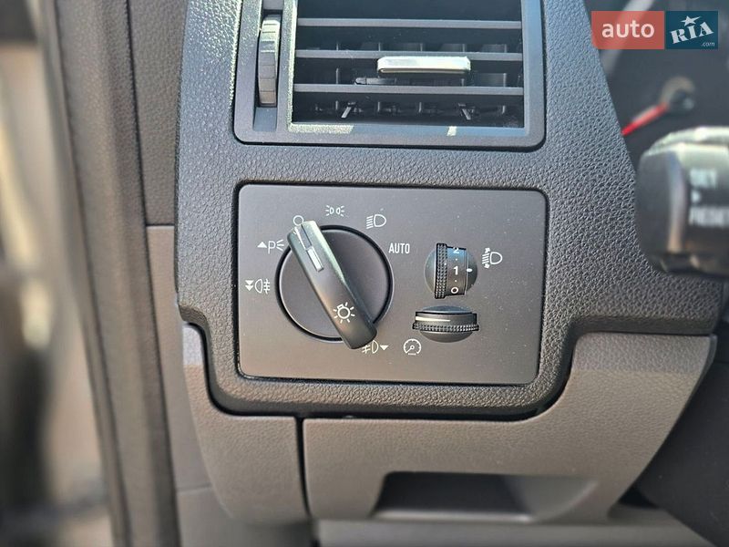 Минивэн Ford C-Max 2009 в Луцке