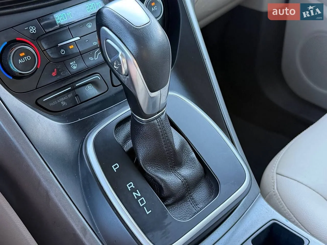 2017 Ford C-MAX - мініатюра 28