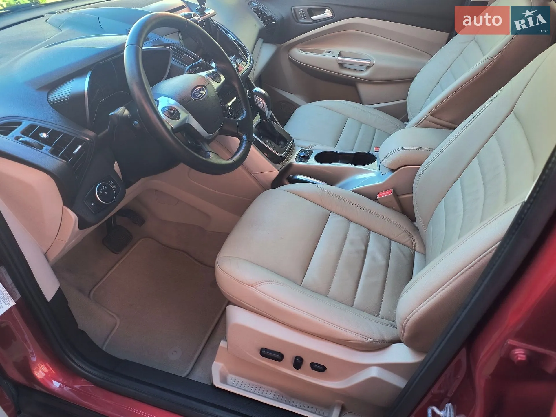 2016 Ford C-MAX - мініатюра 29