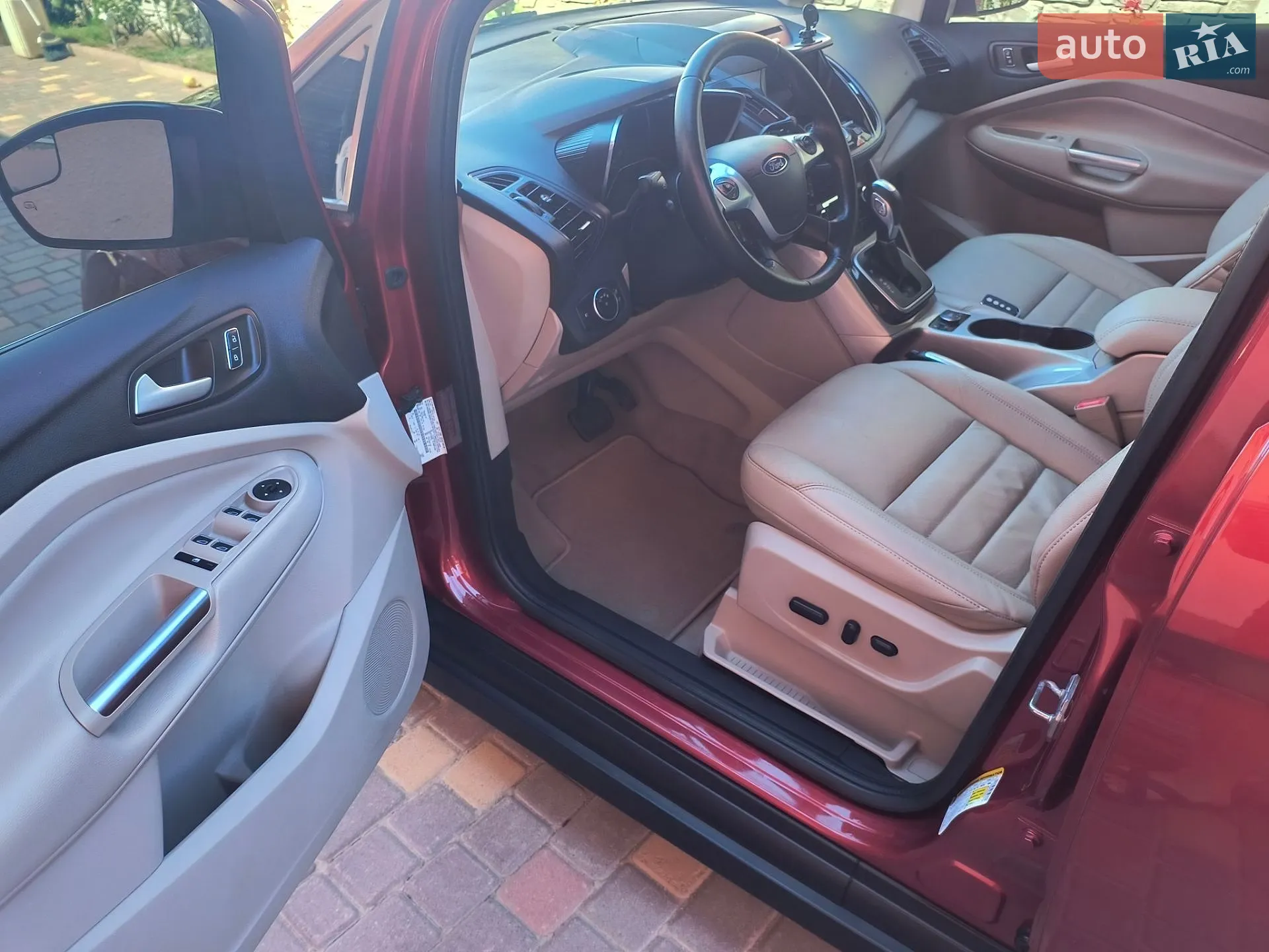 2016 Ford C-MAX - мініатюра 32