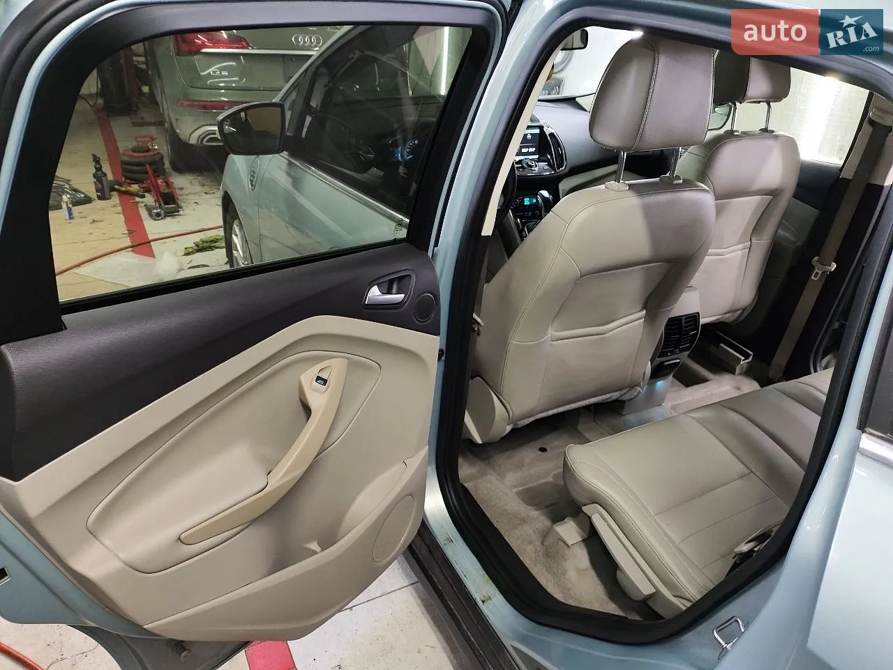 2014 Ford C-MAX - мініатюра 20
