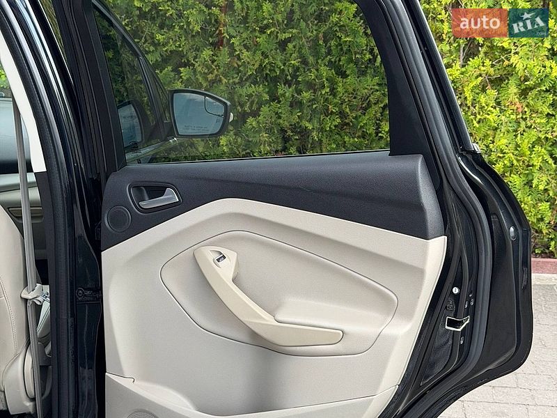 Минивэн Ford C-Max 2013 в Стрые фото 40 Минивэн Ford C-Max 2013 в Стрые