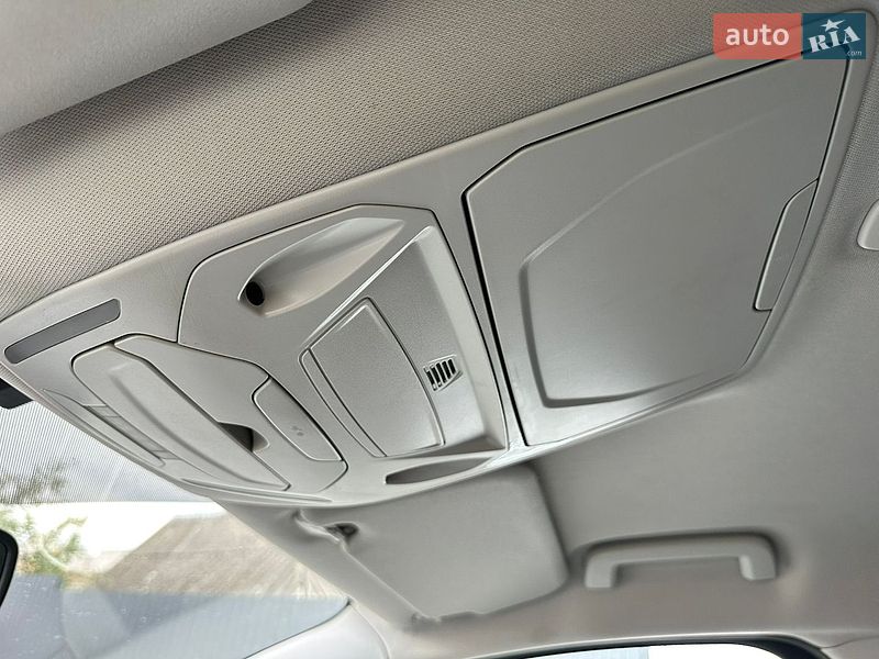 Минивэн Ford C-Max 2011 в Луцке