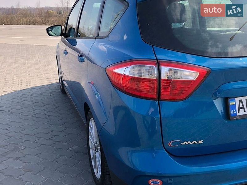 Минивэн Ford C-Max 2012 в Олевске