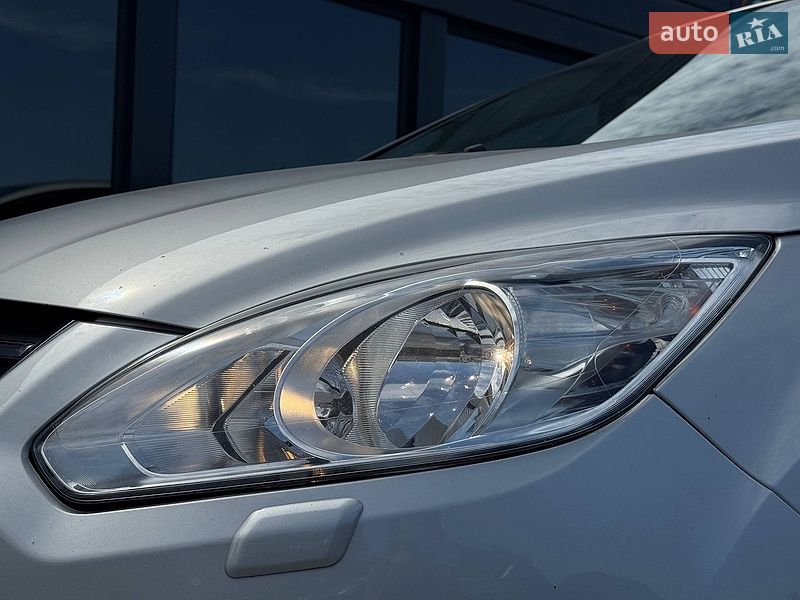 Мінівен Ford C-Max 2011 в Рівному