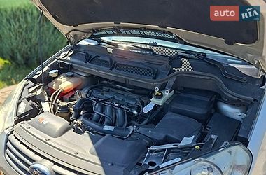 Минивэн Ford C-Max 2010 в Днепре