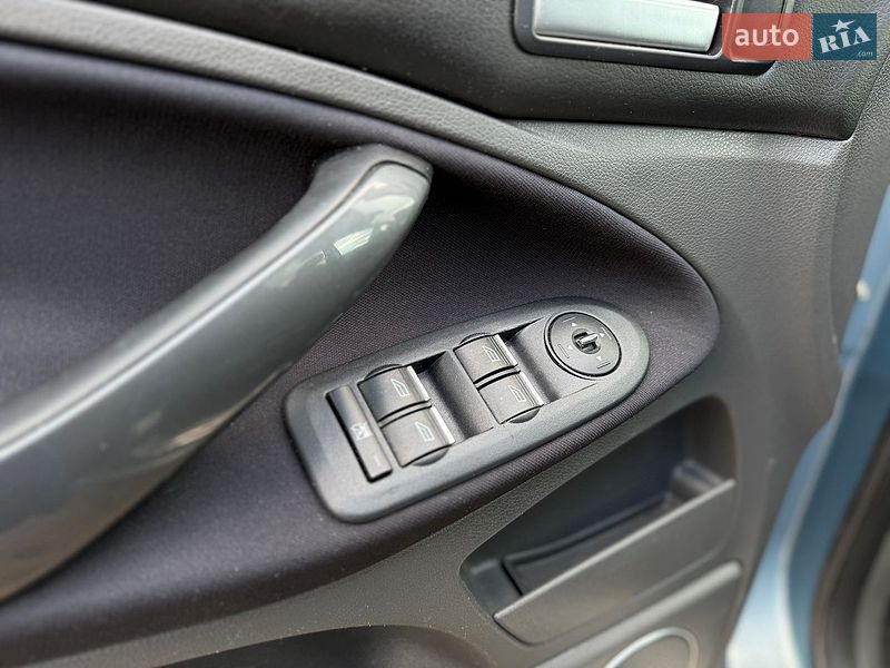 Мінівен Ford C-Max 2009 в Шостці