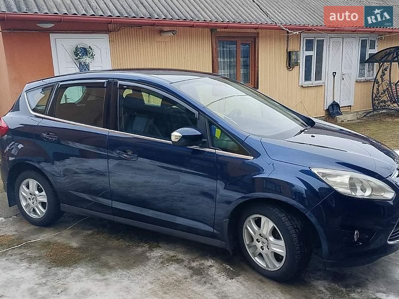Минивэн Ford C-Max 2012 в Перегинском