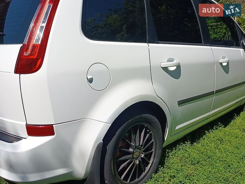 Минивэн Ford C-Max 2010 в Ромнах