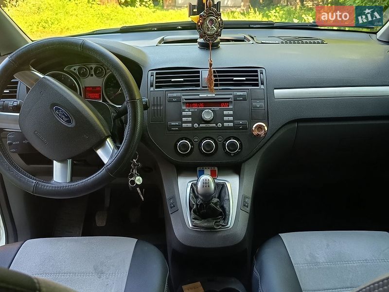 Минивэн Ford C-Max 2010 в Ромнах