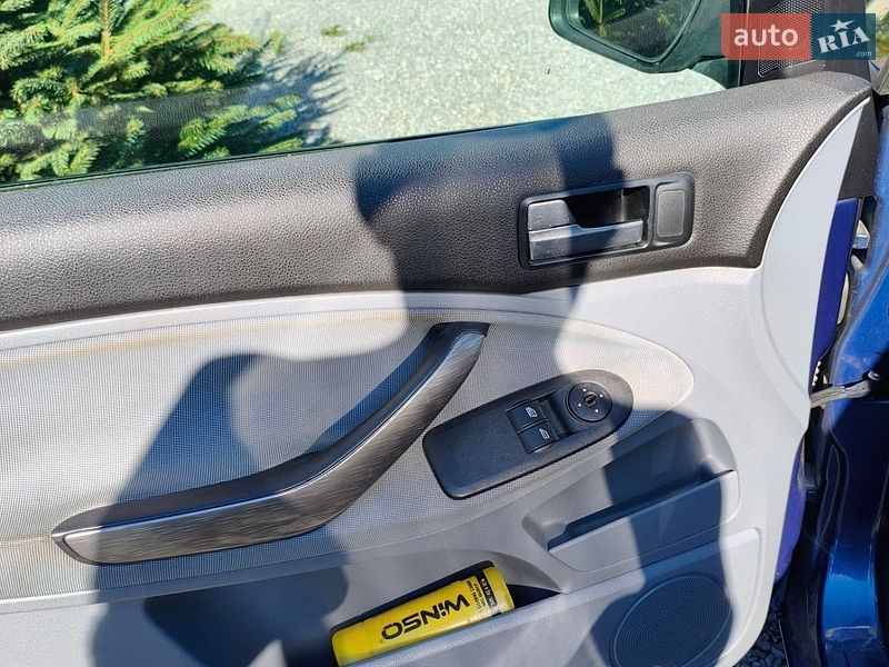 Минивэн Ford C-Max 2008 в Ровно