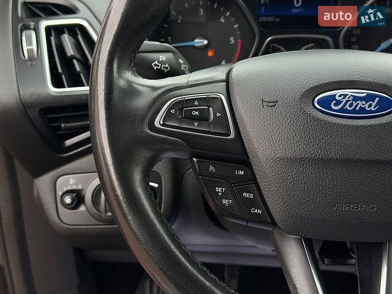 Минивэн Ford C-Max 2015 в Стрые фото 47 Минивэн Ford C-Max 2015 в Стрые