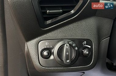 Минивэн Ford C-Max 2015 в Стрые фото 49 Минивэн Ford C-Max 2015 в Стрые