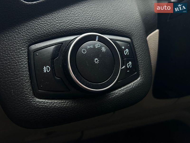 Минивэн Ford C-Max 2015 в Ивано-Франковске