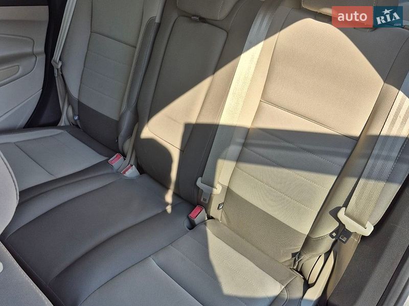 Минивэн Ford C-Max 2015 в Киеве