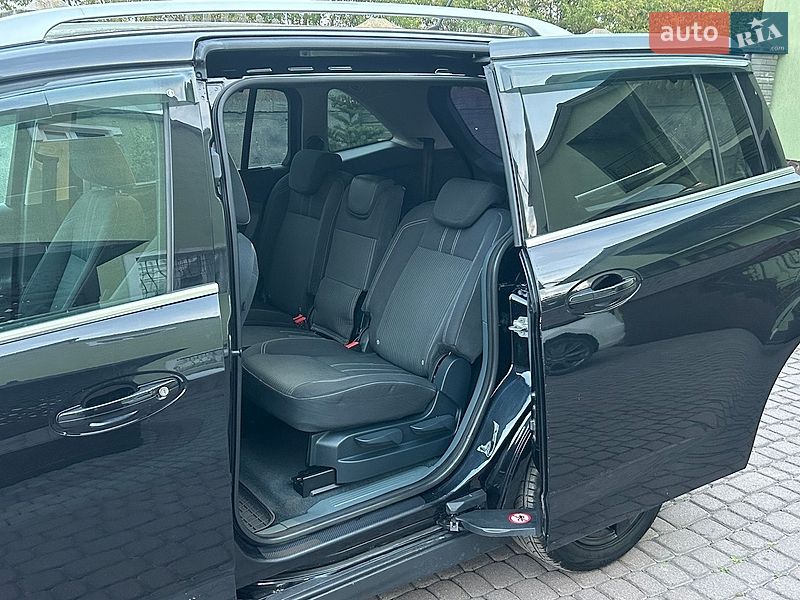 Минивэн Ford C-Max 2011 в Львове