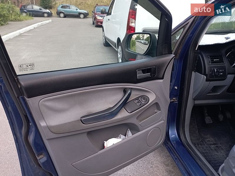 Минивэн Ford C-Max 2010 в Гостомеле