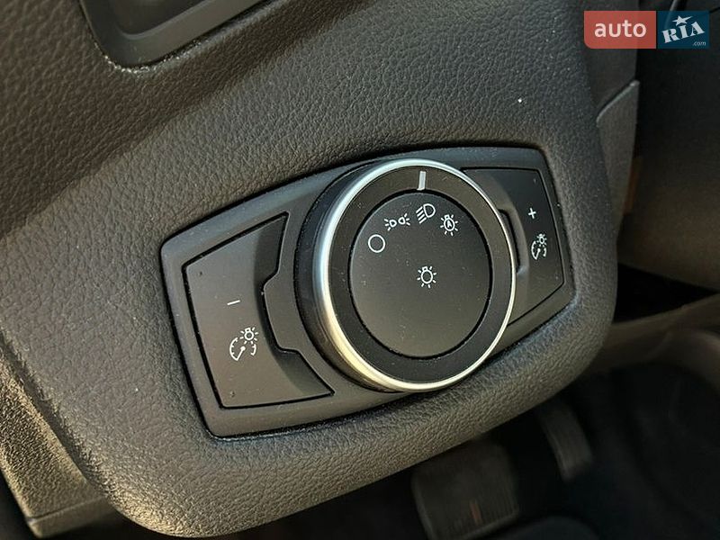Минивэн Ford C-Max 2017 в Фастове