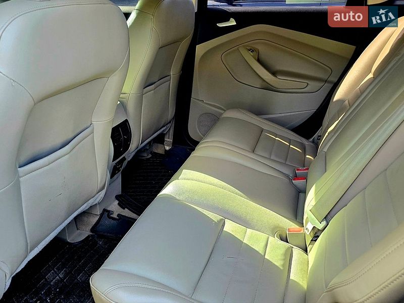 Мінівен Ford C-Max 2014 в Дніпрі