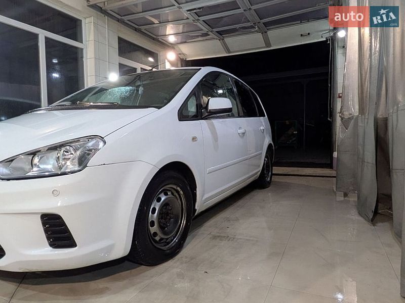 Минивэн Ford C-Max 2010 в Львове