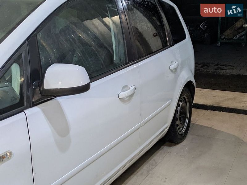 Минивэн Ford C-Max 2010 в Львове