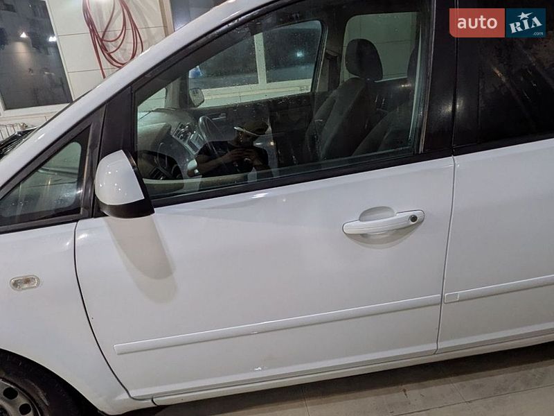 Минивэн Ford C-Max 2010 в Львове