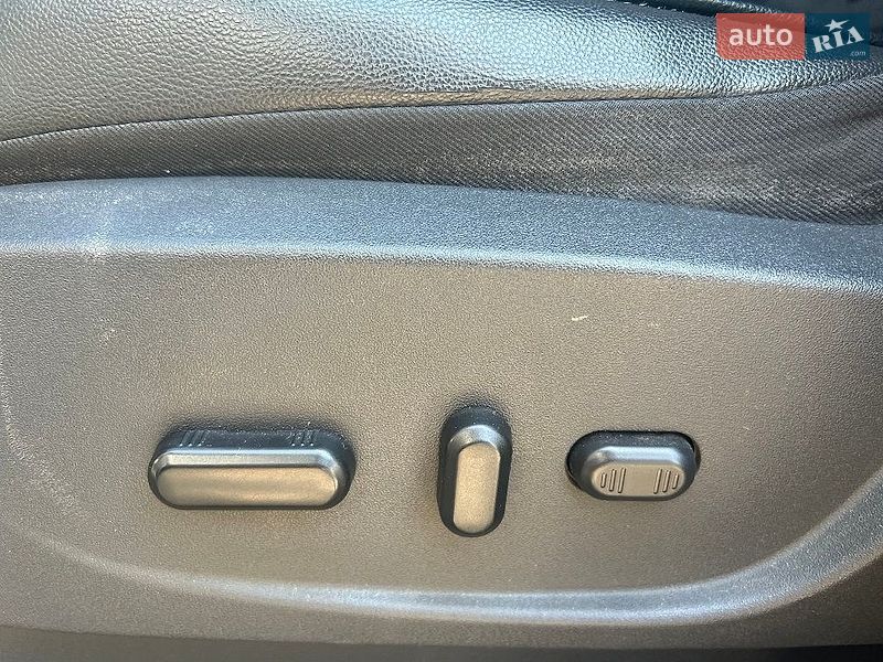 Минивэн Ford C-Max 2013 в Одессе
