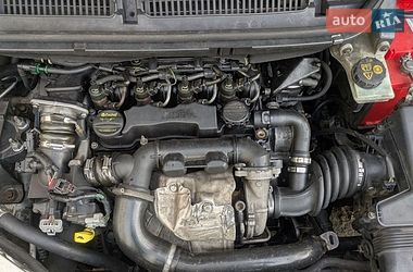 Минивэн Ford C-Max 2010 в Львове