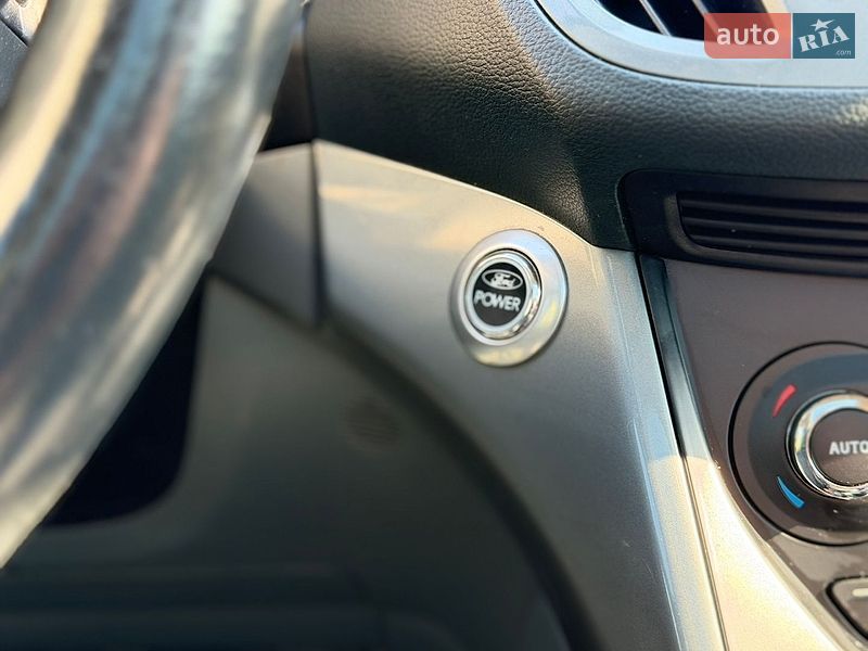 Минивэн Ford C-Max 2012 в Николаеве