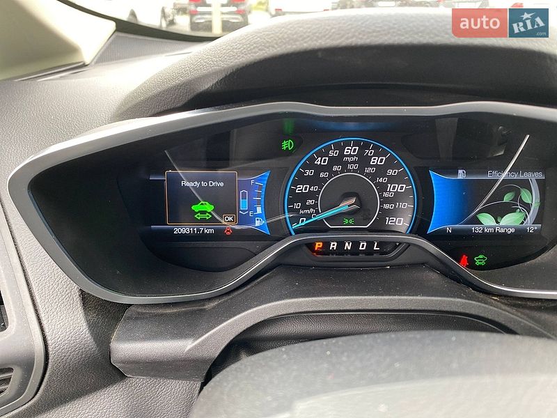 Мінівен Ford C-Max 2015 в Чернівцях